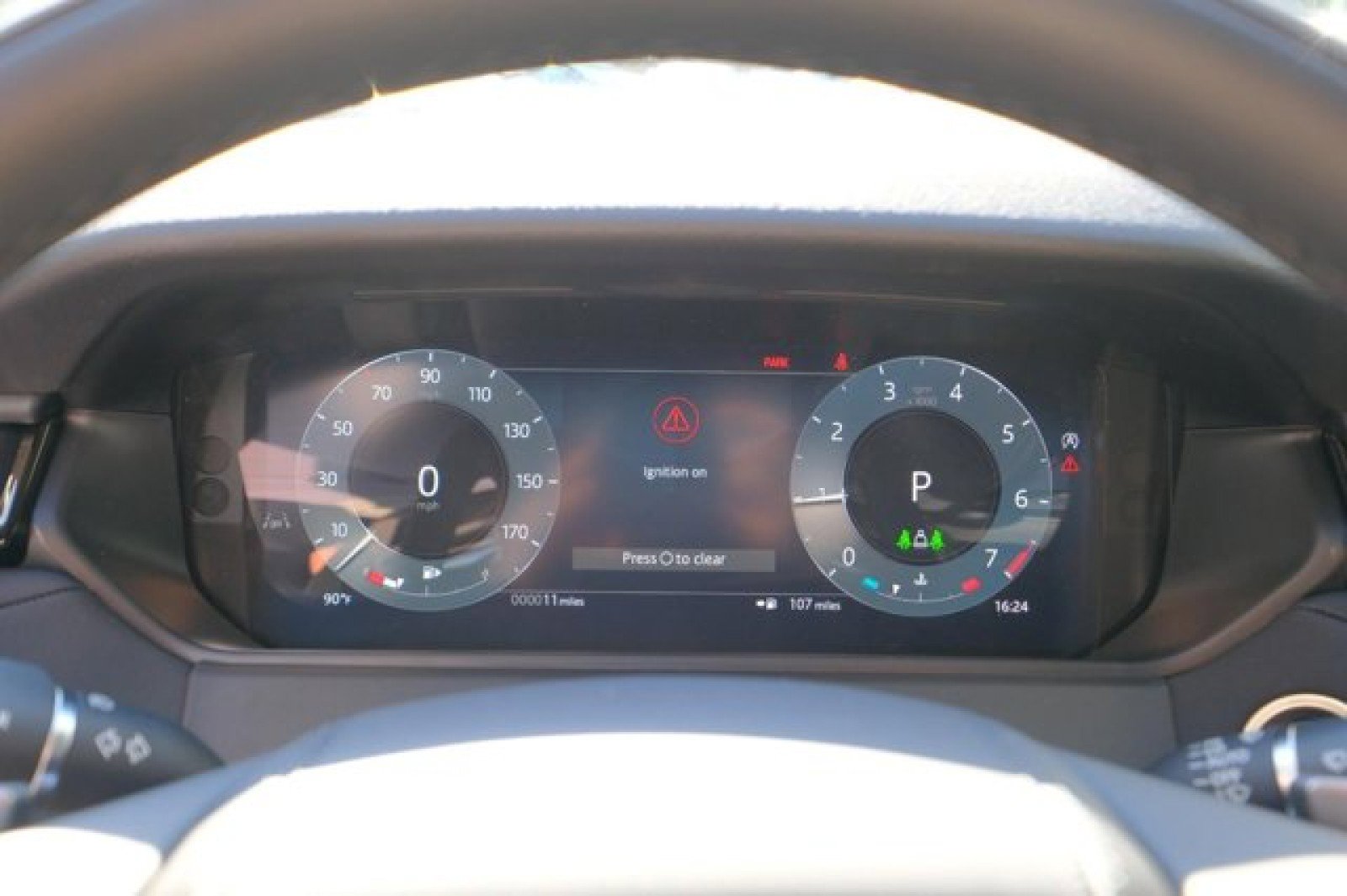 New 2025 Land Rover Range Rover Velar S image 28