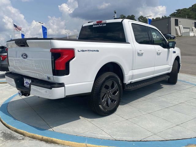 New 2025 Ford F150 Lightning Flash image 3