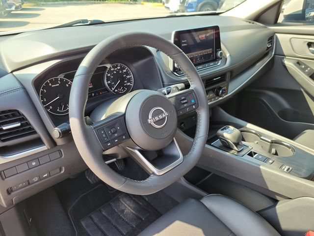 Certified 2024 Nissan Rogue SV w/ SV Premium Package FWD image 22