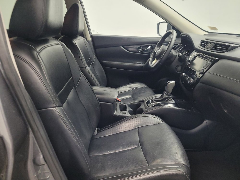 Used 2020 Nissan Rogue SL image 21