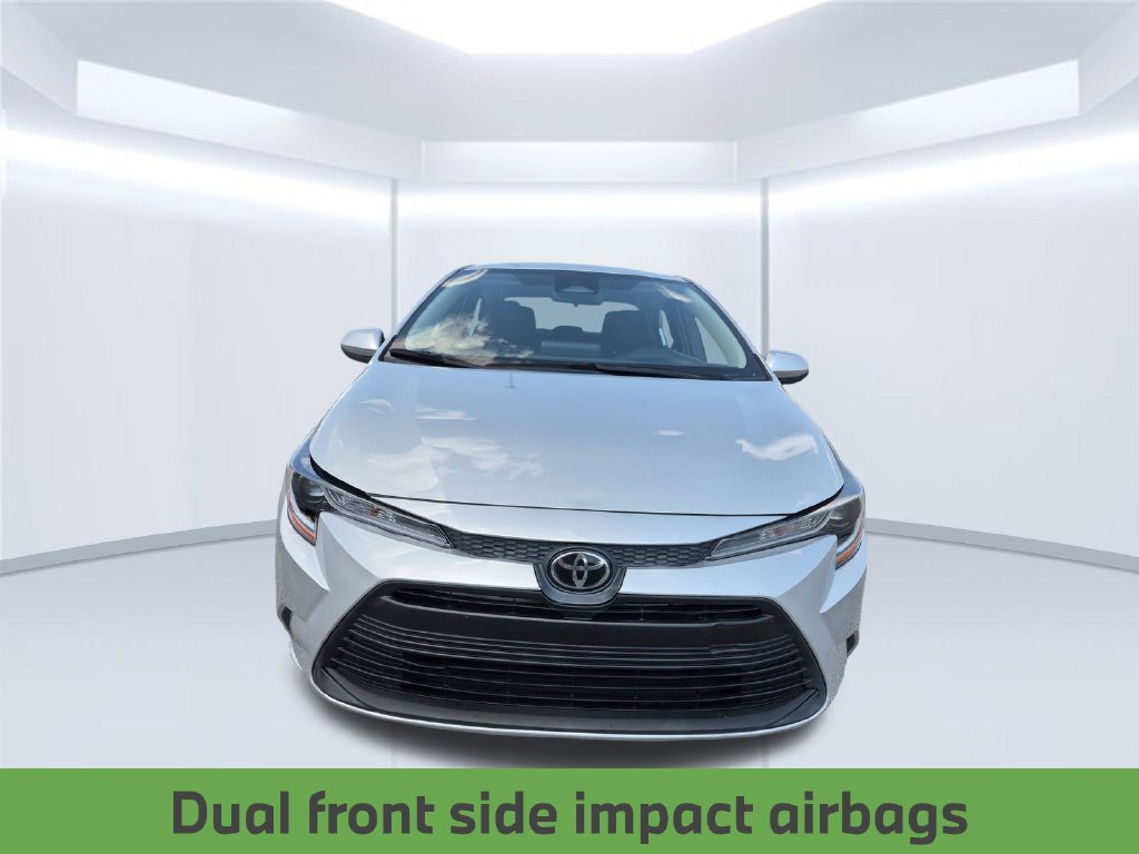 Used 2023 Toyota Corolla LE FWD image 11