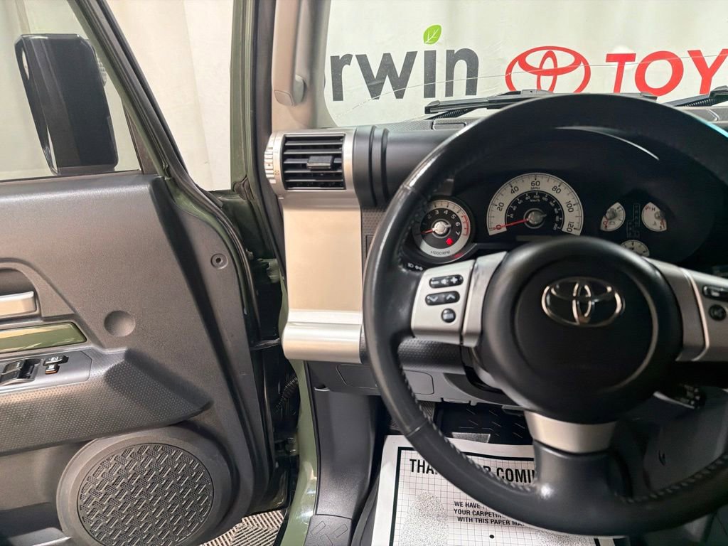 Used 2011 Toyota FJ Cruiser 4WD w/ Upgrade Pkg 3 image 24