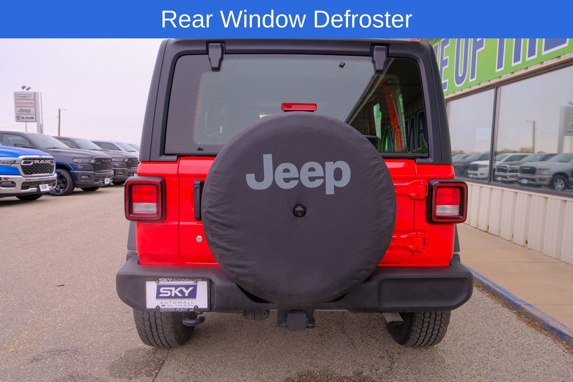 Used 2022 Jeep Wrangler Unlimited Sport image 7