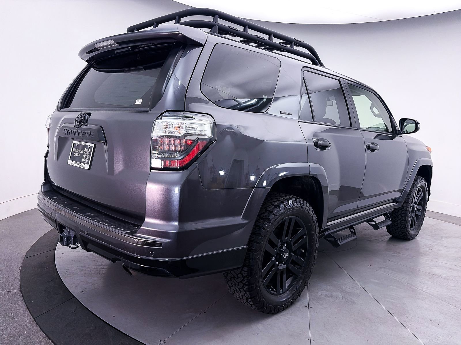 Used 2019 Toyota 4Runner Limited AWD/4WD image 18