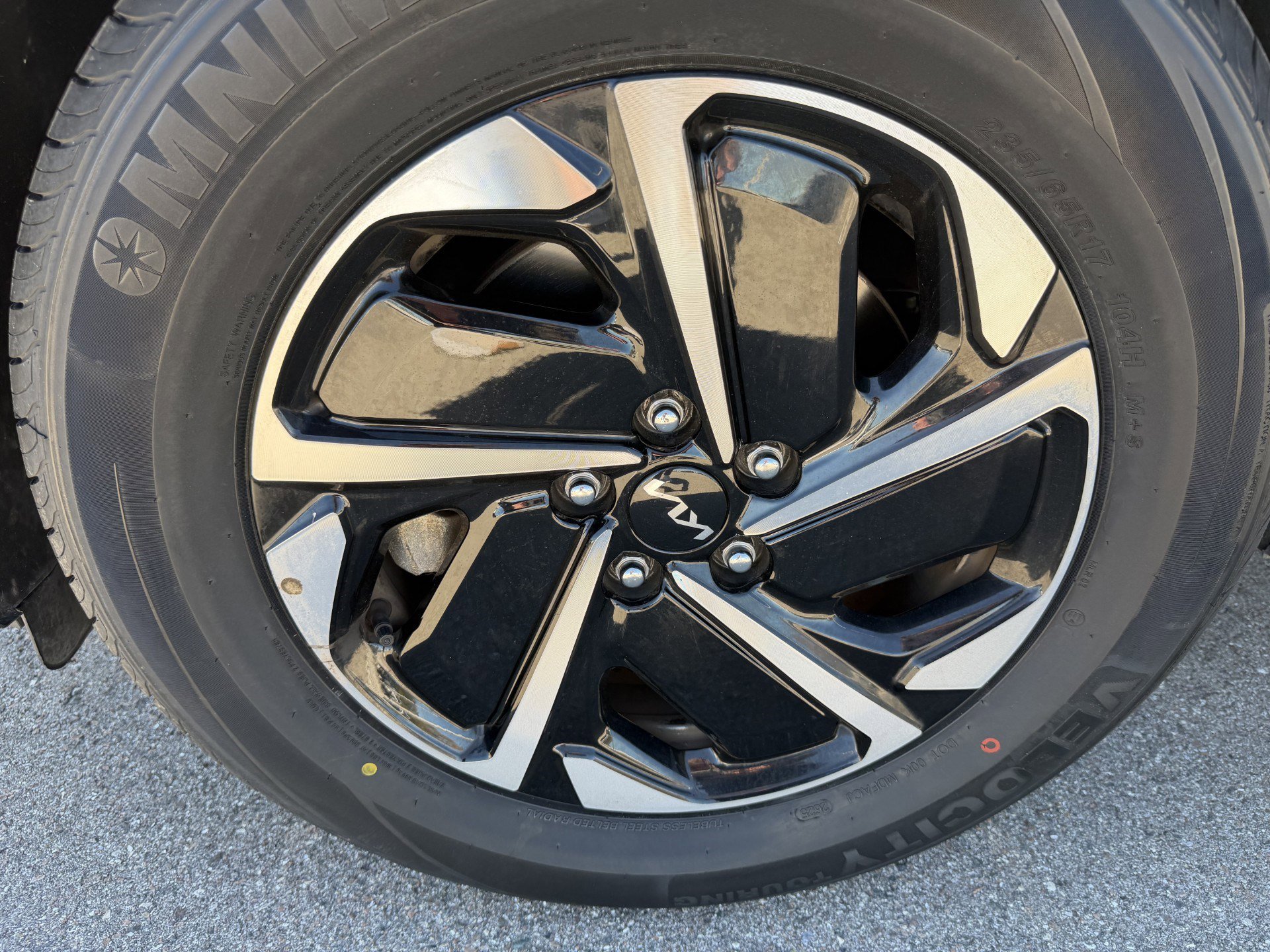 Used 2023 Kia Sportage LX image 25