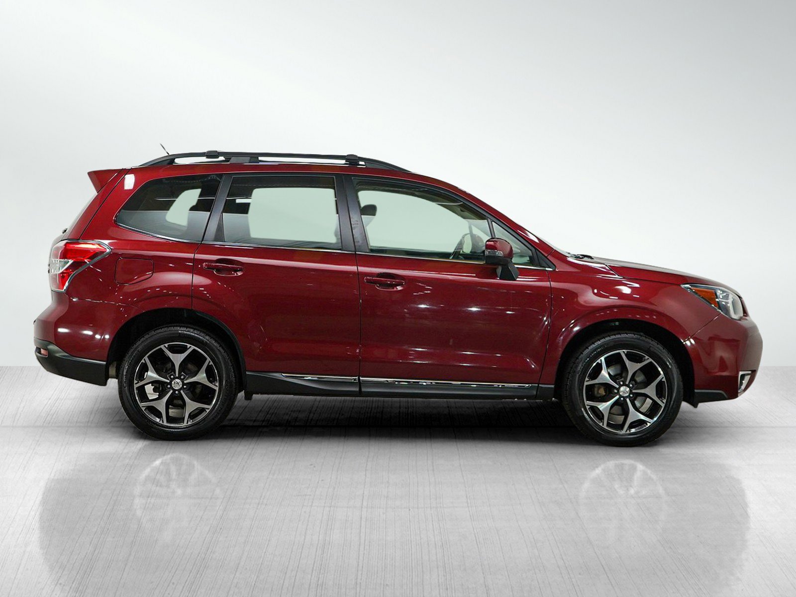 Used 2015 Subaru Forester 2.0XT Touring w/ Popular Package #2 image 6