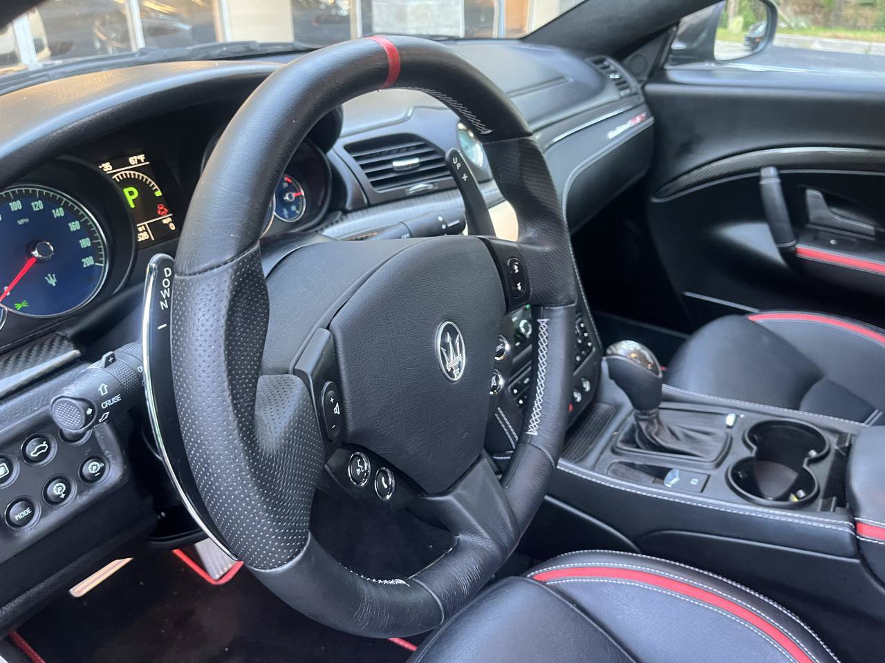 Used 2015 Maserati GranTurismo MC Centennial RWD image 22