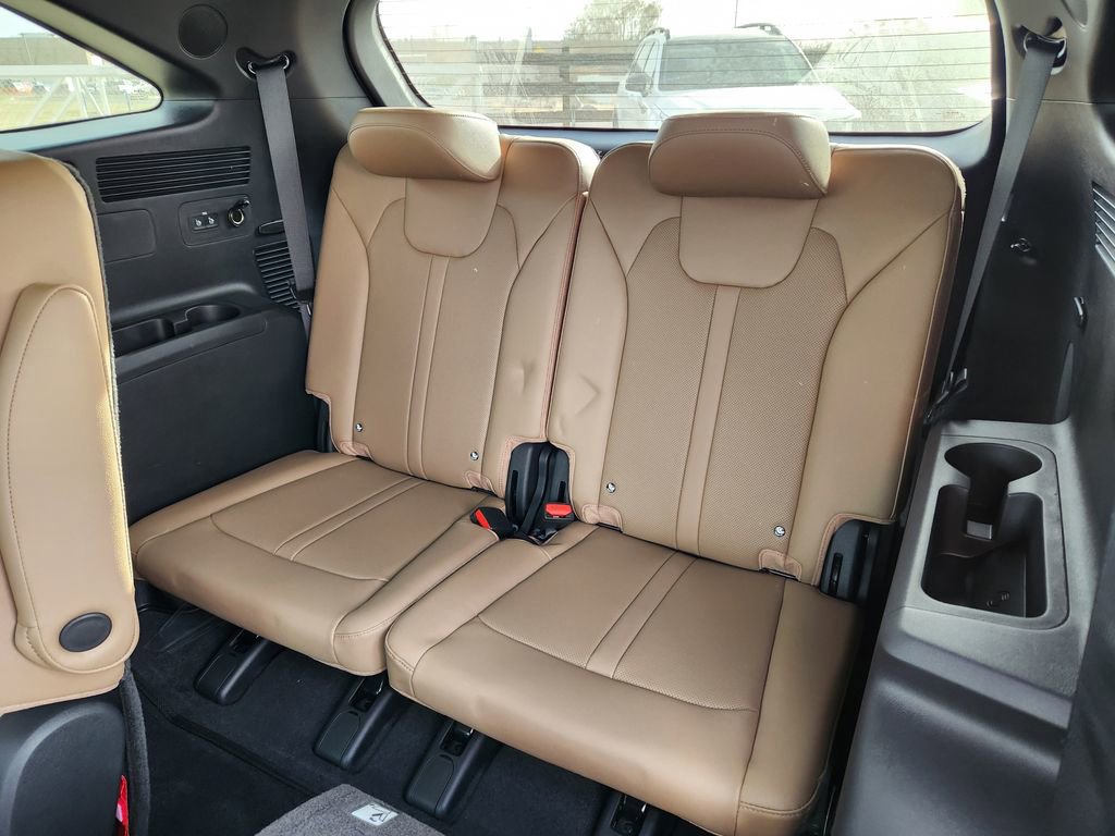 New 2026 Kia Sorento SX Prestige w/ Olive Brown Leather Package image 10