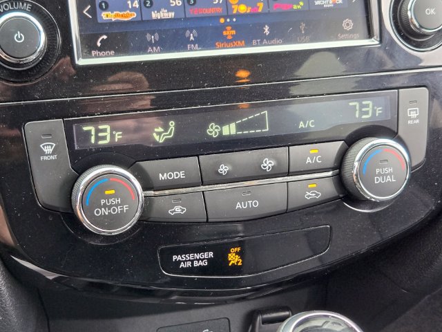 Used 2019 Nissan Rogue SL w/ Premium Package AWD/4WD image 28