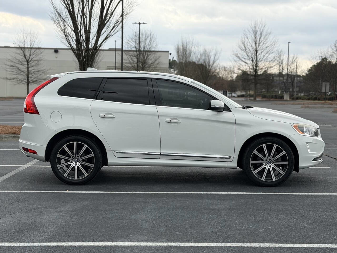 Used 2015 Volvo XC60 T5 Premier Plus FWD image 8