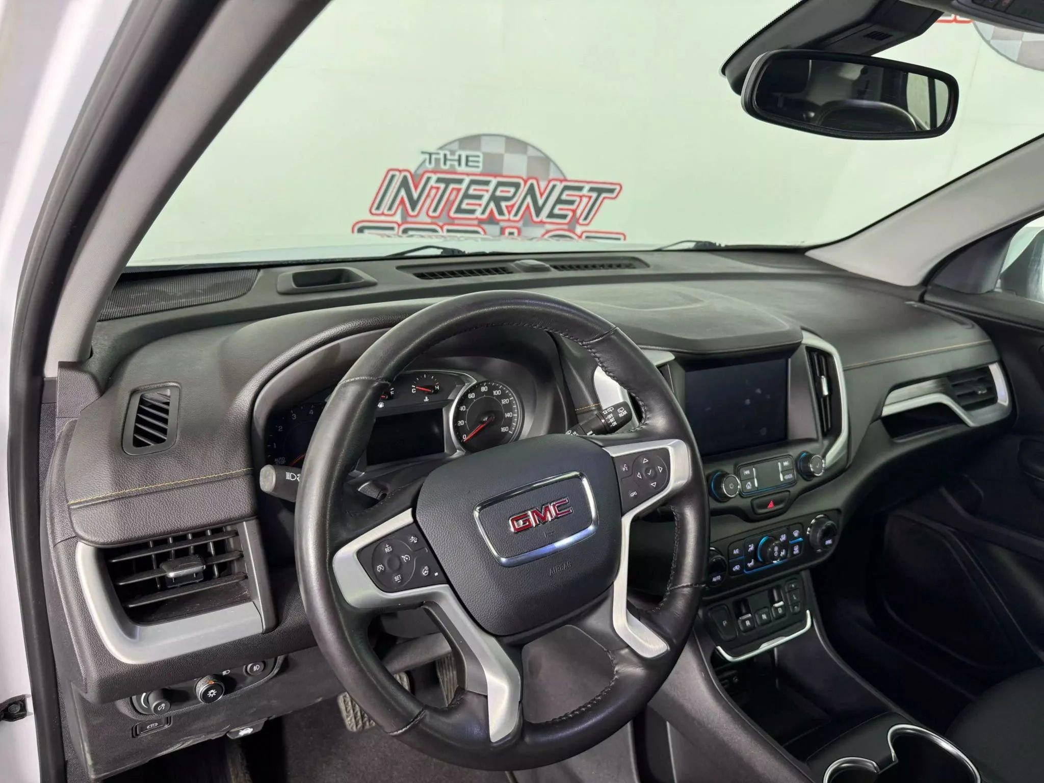 Used 2020 GMC Terrain SLT w/ Preferred Package AWD/4WD image 10