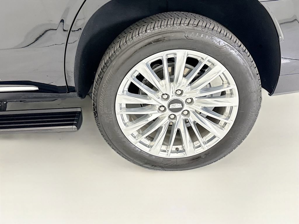 Used 2026 Cadillac Escalade Luxury AWD/4WD image 30