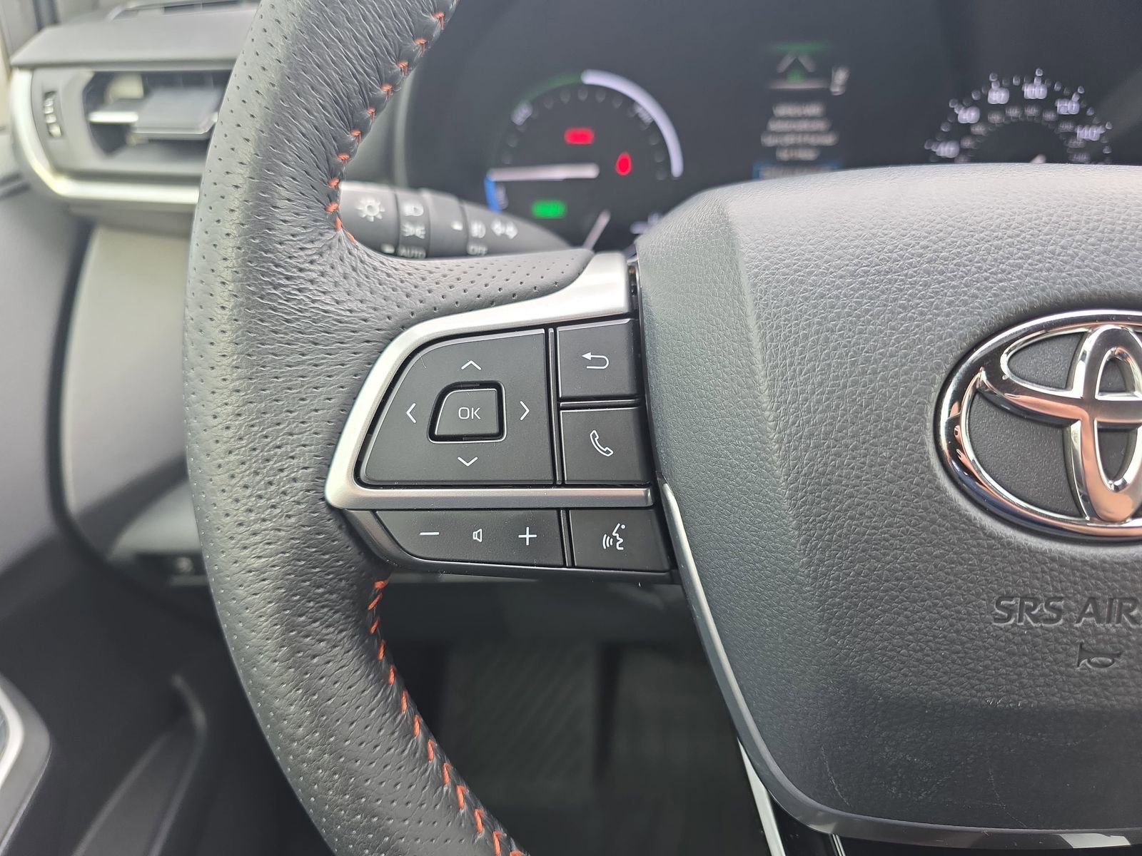 Used 2022 Toyota Sienna XSE image 18