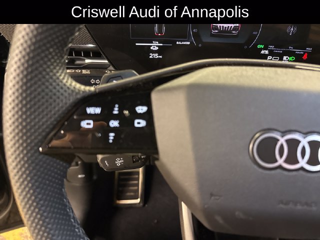 Used 2025 Audi SQ6 e-tron Prestige w/ 21" Wheel Package AWD/4WD image 19