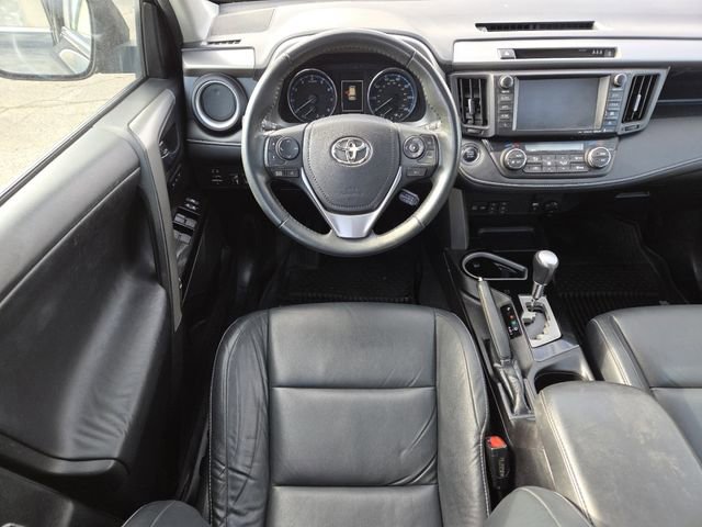 Used 2017 Toyota RAV4 Limited image 29
