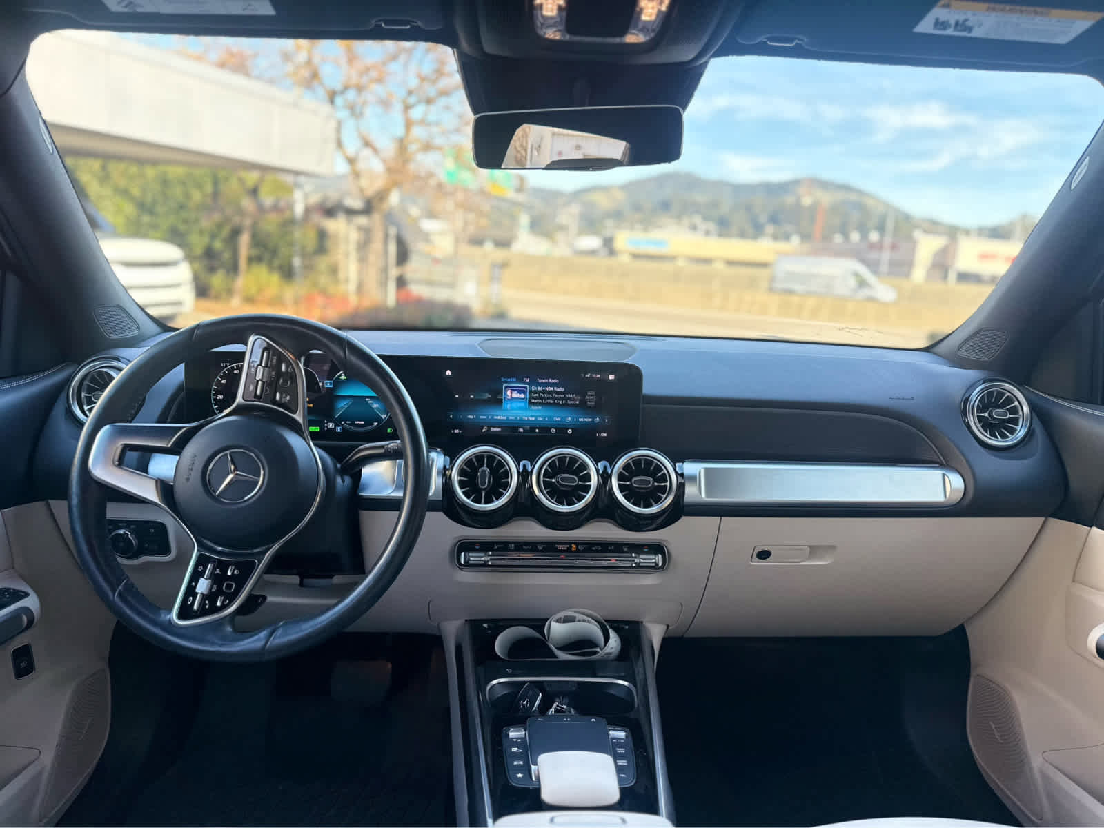 Used 2023 Mercedes-Benz EQB 250+ image 6