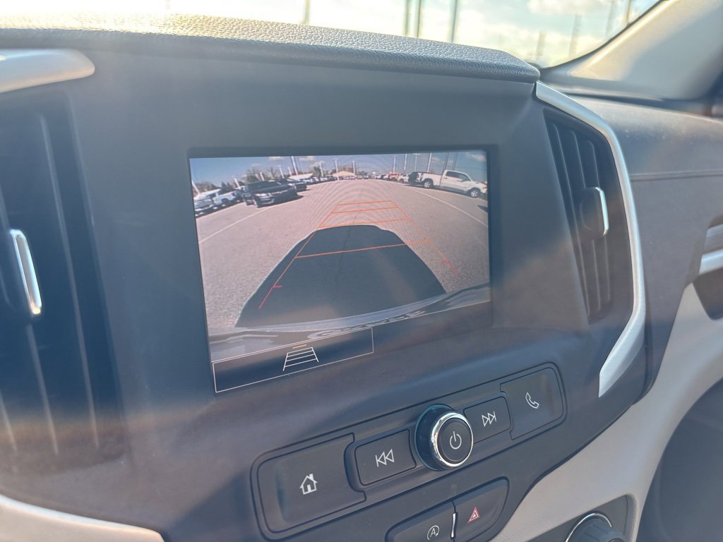 Used 2023 GMC Terrain SLE w/ Driver Convenience Package image 22
