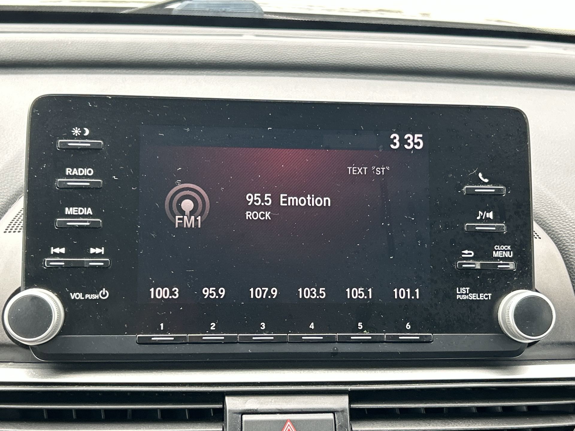 Used 2019 Honda Accord LX image 12