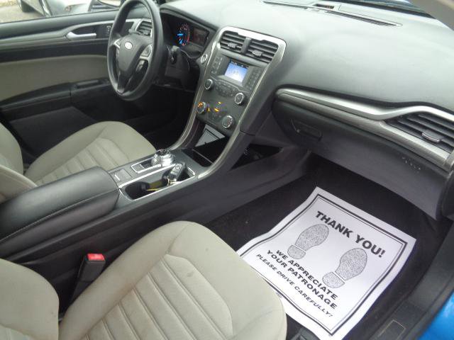 Used 2020 Ford Fusion S image 23