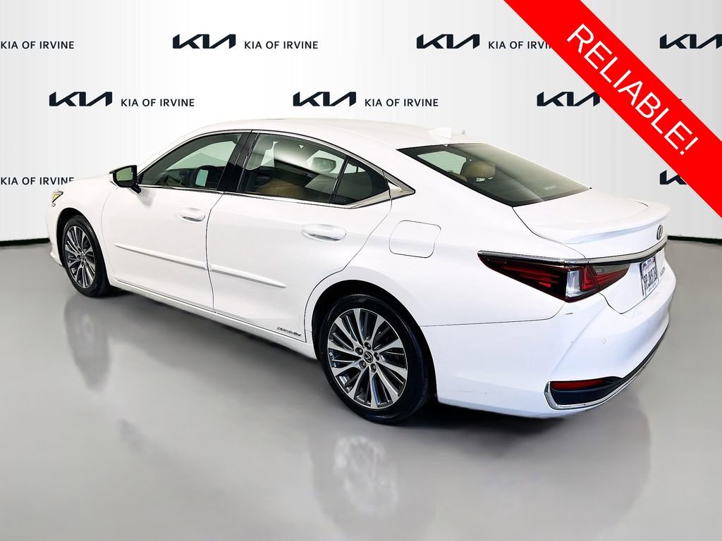 Used 2021 Lexus ES 300h w/ Premium Package image 5