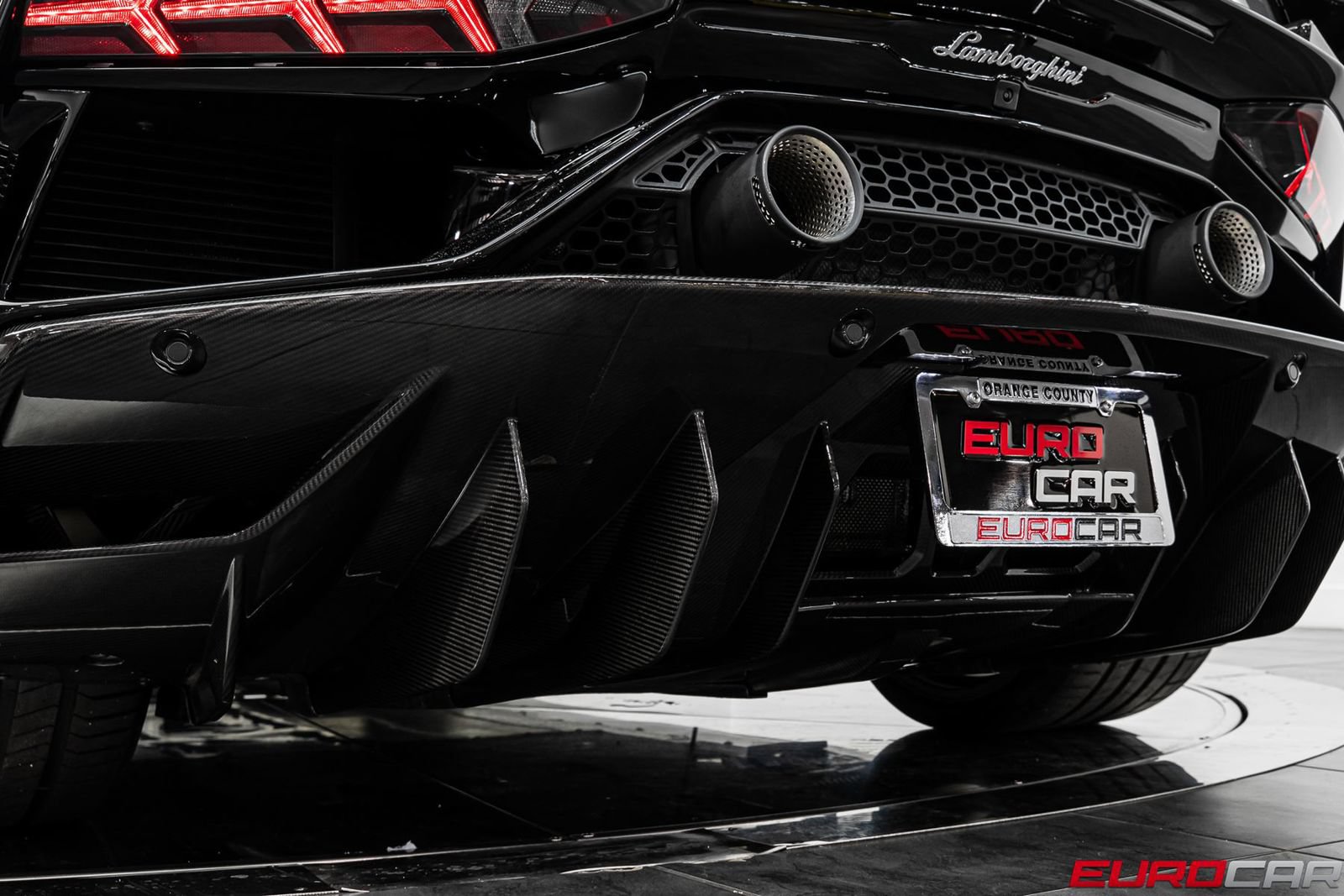 Used 2021 Lamborghini Aventador SVJ AWD/4WD image 30