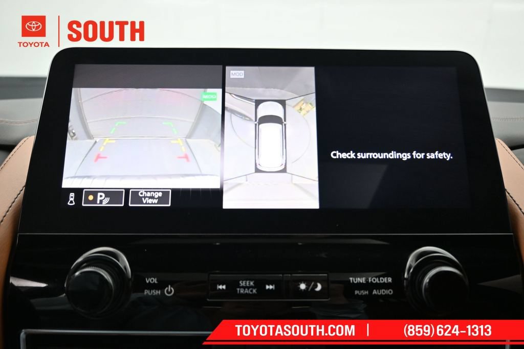 Used 2024 INFINITI QX80 Sensory AWD/4WD image 19