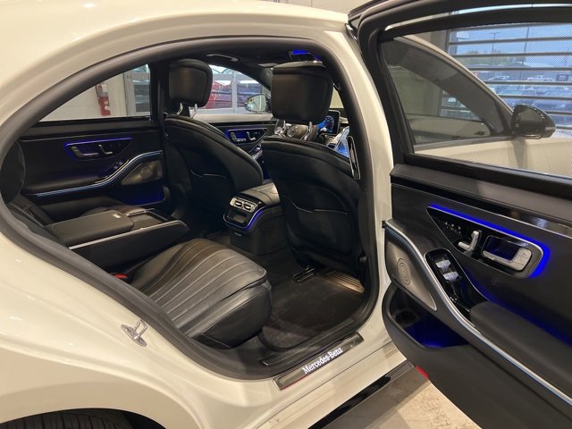 Used 2022 Mercedes-Benz S 580 4MATIC Sedan image 50