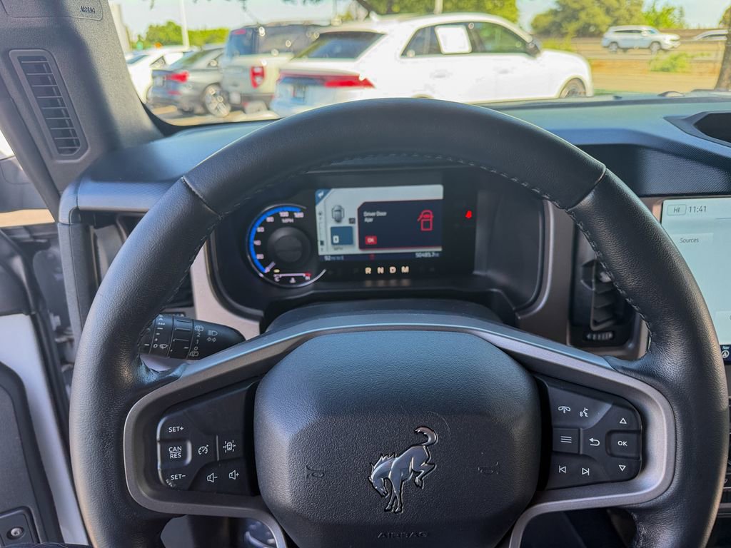 Used 2022 Ford Bronco Outer Banks image 16