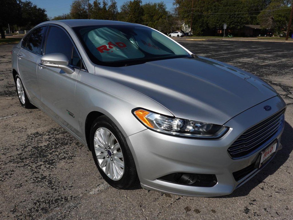 Used 2016 Ford Fusion Energi SE w/ Driver Assist Package image 1