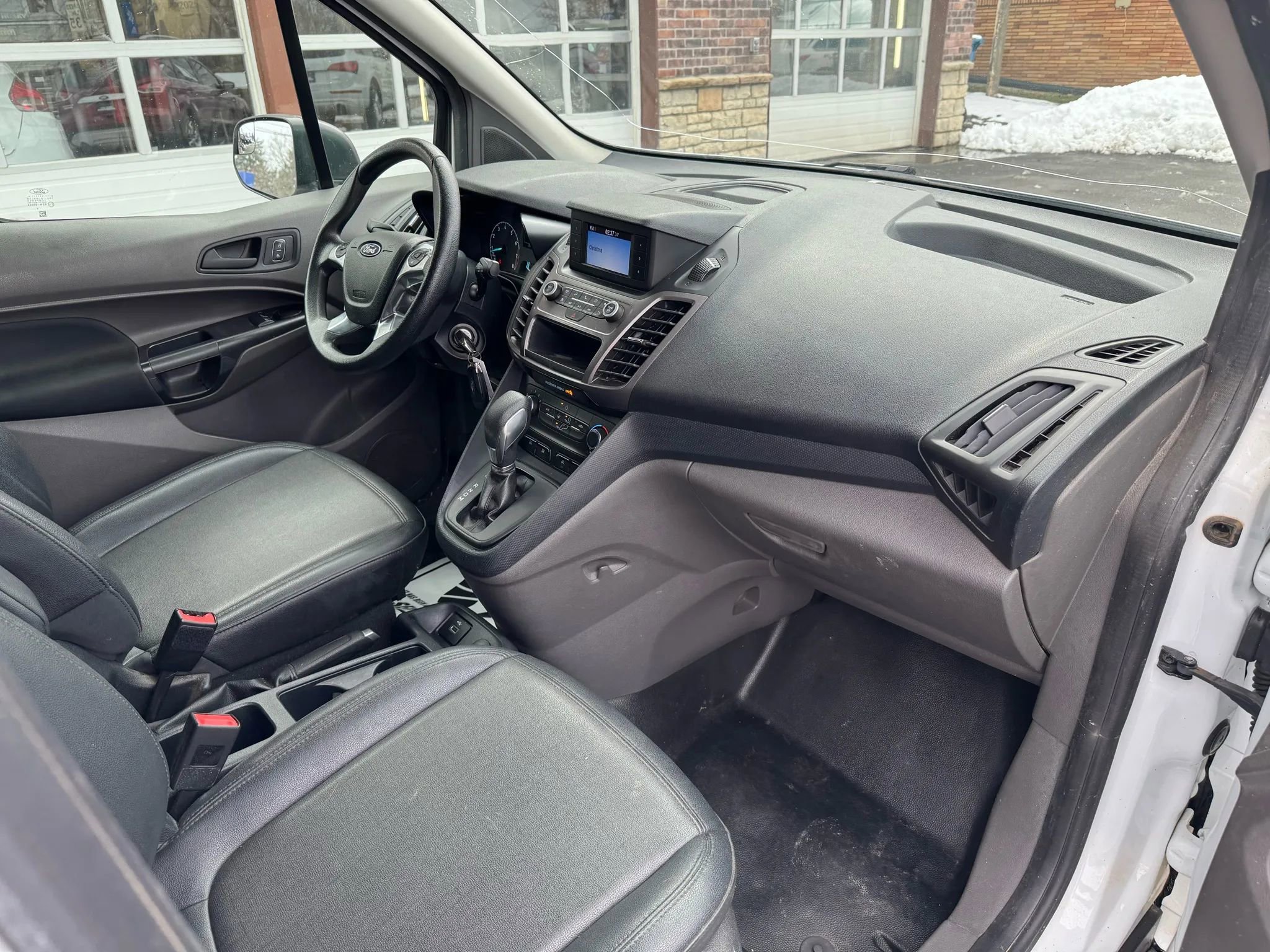 Used 2020 Ford Transit Connect XL image 29