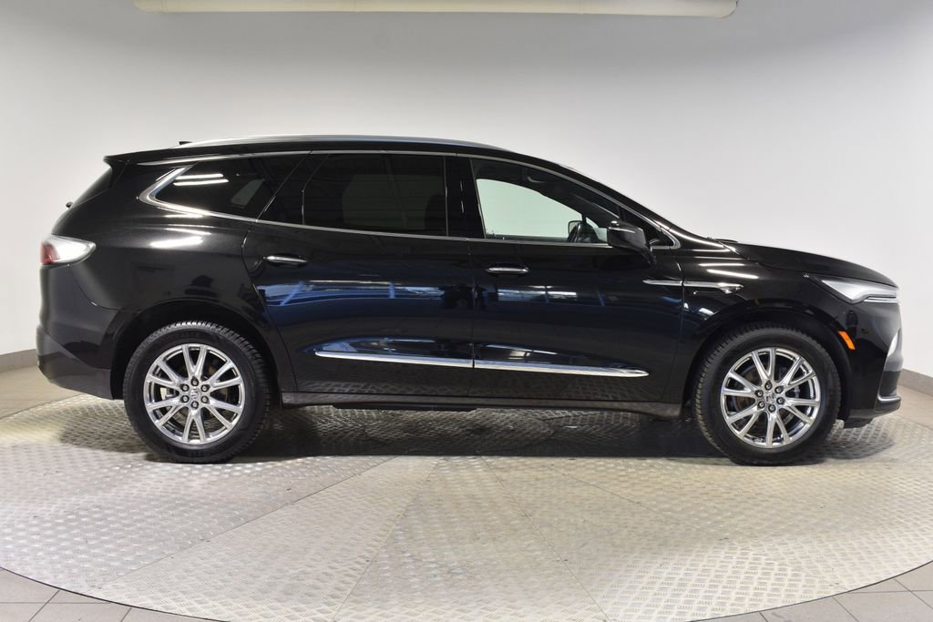 Used 2023 Buick Enclave Essence w/ Experience Buick Package image 10