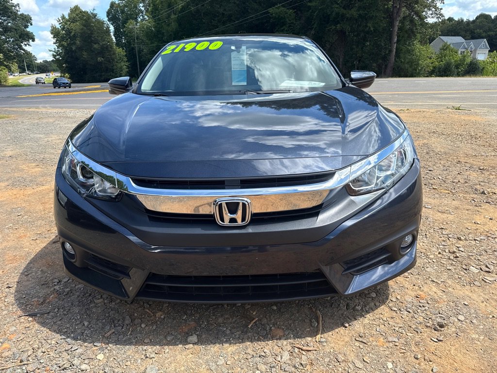 Used 2018 Honda Civic EX-T image 3