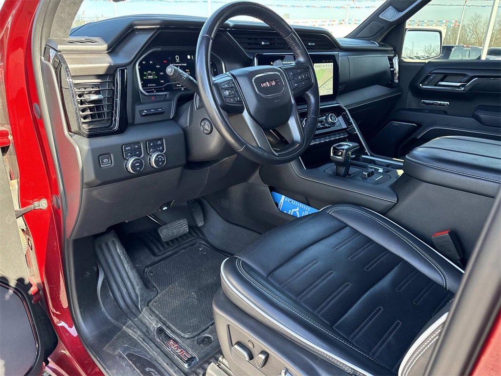 Used 2023 GMC Sierra 1500 AT4X image 9