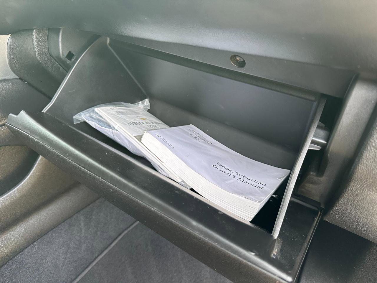 Used 2021 Chevrolet Tahoe Z71 image 34