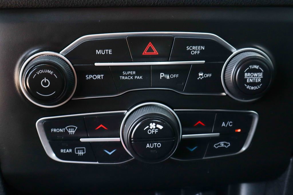 Used 2022 Dodge Charger R/T RWD image 33