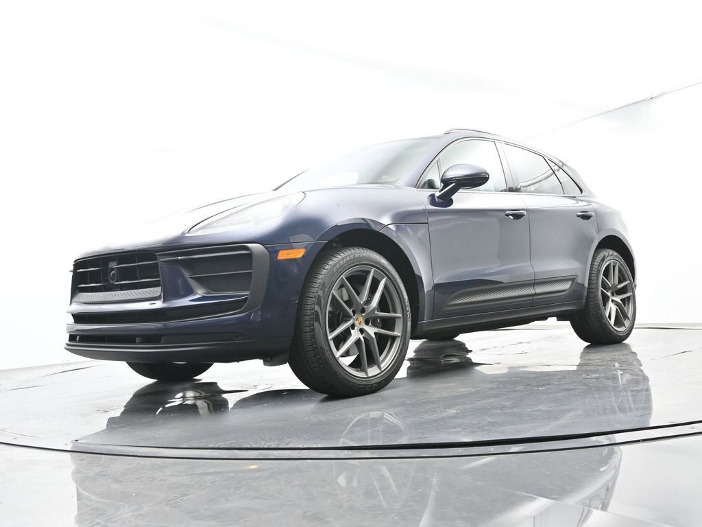 Certified 2023 Porsche Macan Turbo AWD/4WD image 42