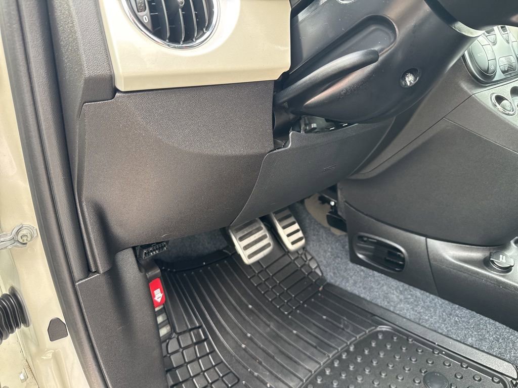 Used 2017 FIAT 500 Abarth w/ Popular Equipment Package image 15