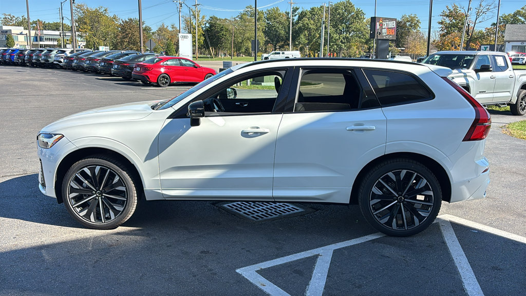 New 2027 Volvo XC60 B5 Ultra AWD/4WD image 3
