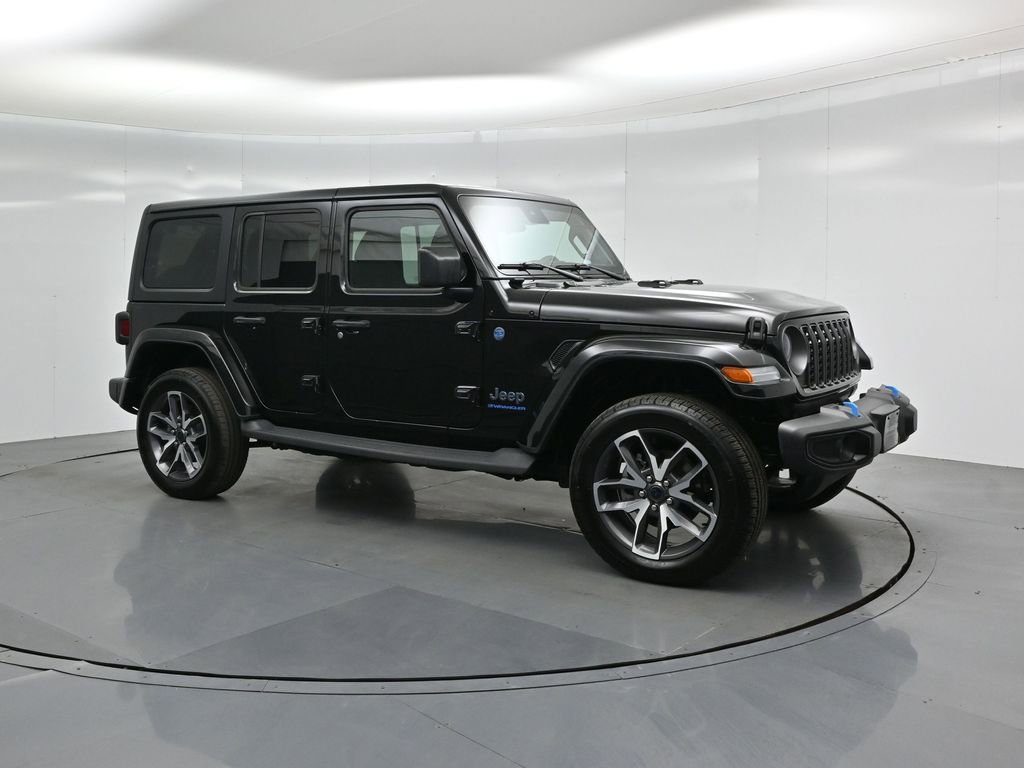 Used 2024 Jeep Wrangler Unlimited AWD/4WD image 22