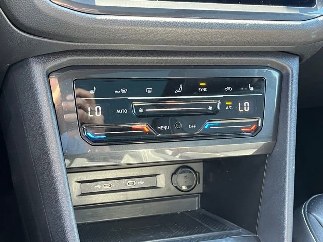 Used 2023 Volkswagen Tiguan SE R-Line image 22