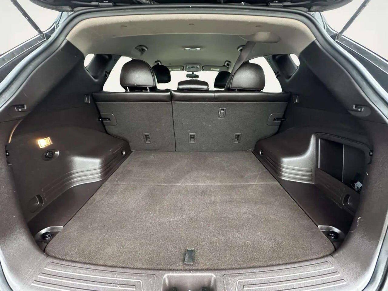 Used 2012 Hyundai Tucson GLS FWD image 10