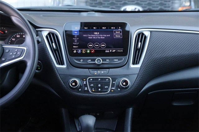 Used 2024 Chevrolet Malibu LT image 23