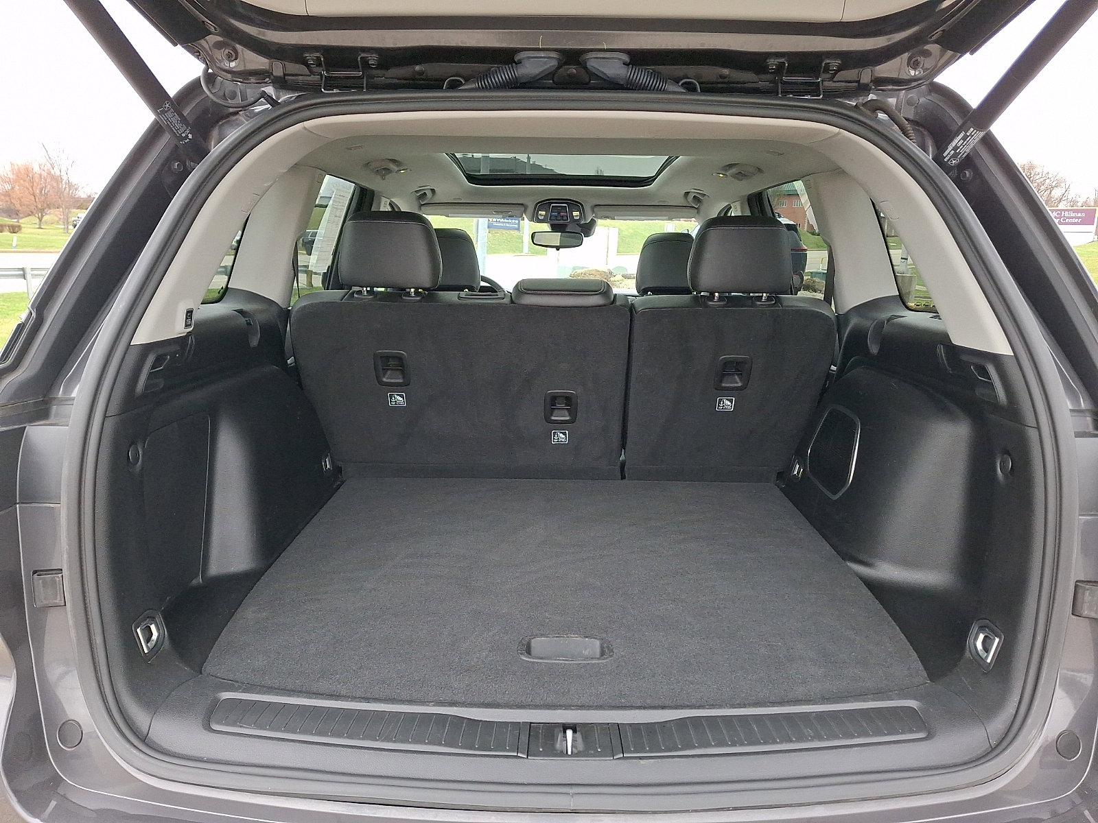 Used 2024 Jeep Grand Cherokee Limited 4xe image 32