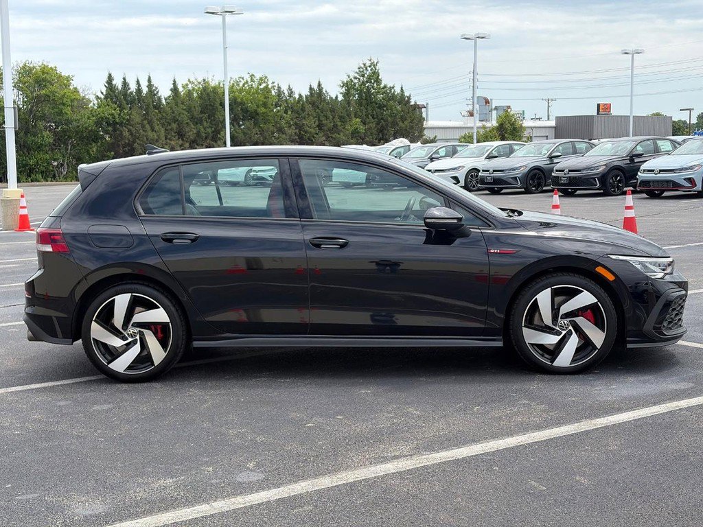 Used 2022 Volkswagen GTI S FWD image 4