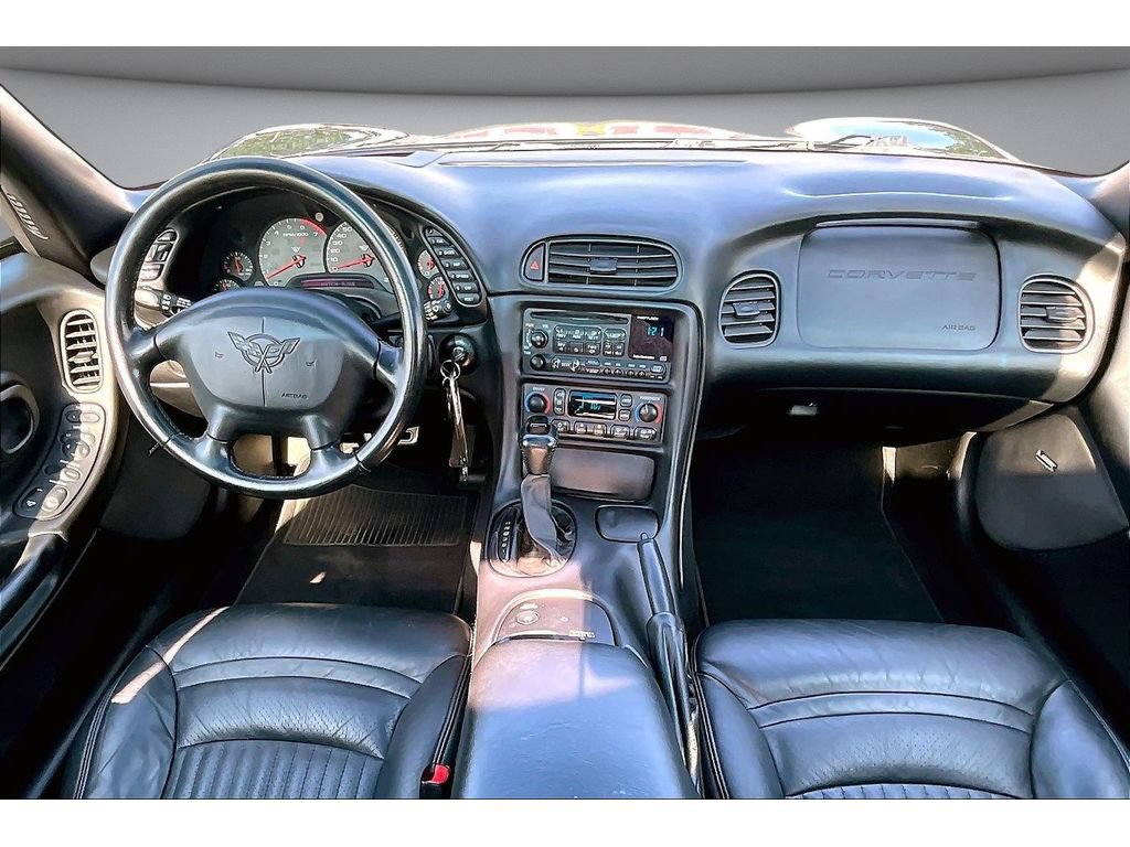 Used 2002 Chevrolet Corvette Coupe w/ Preferred Equipment Group2 RWD image 9