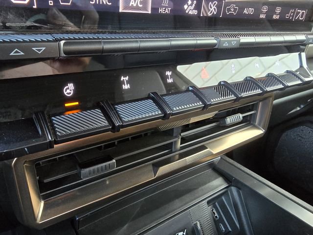 Used 2024 GMC Hummer EV 3X w/ Extreme Off-Road Package AWD/4WD image 64