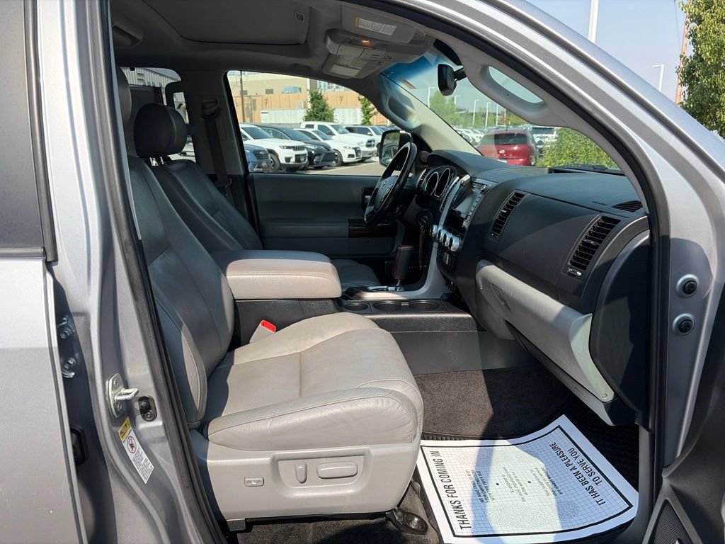 Used 2012 Toyota Sequoia Platinum AWD/4WD image 11