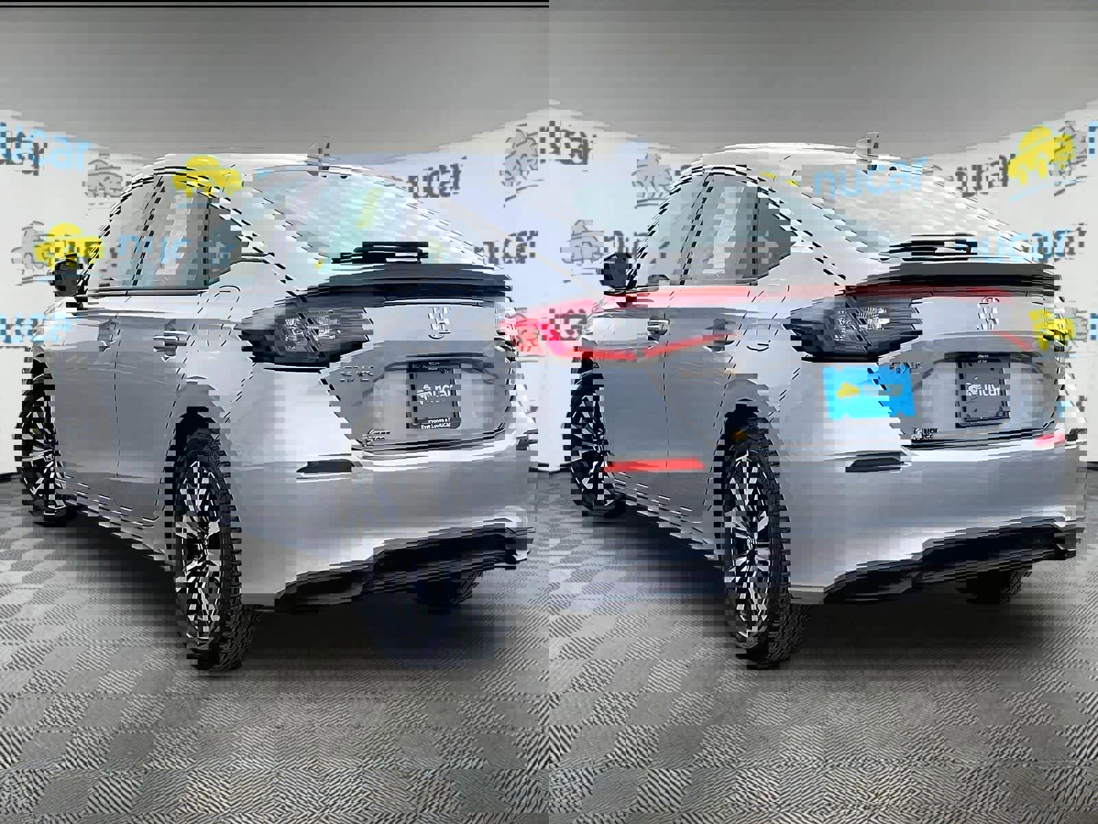 Used 2023 Honda Civic EX-L image 4