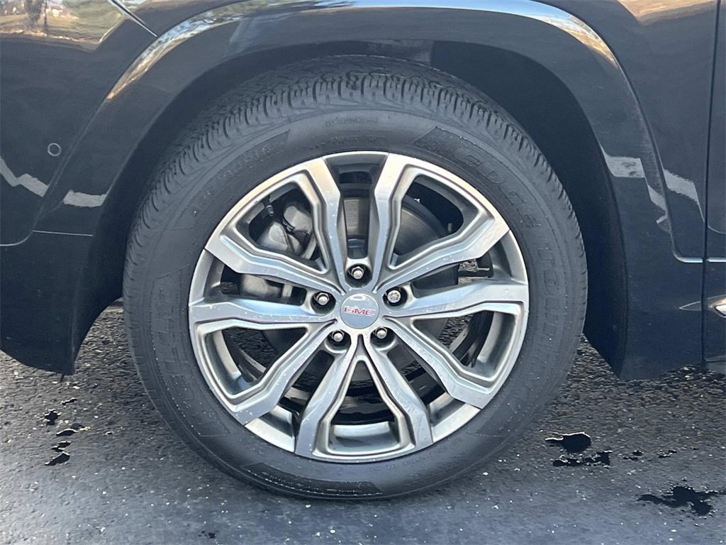 Certified 2018 GMC Terrain Denali w/ LPO, 'HIT The Road' Package image 9