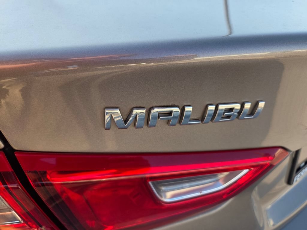 Used 2023 Chevrolet Malibu LT w/ Driver Confidence Package FWD image 13